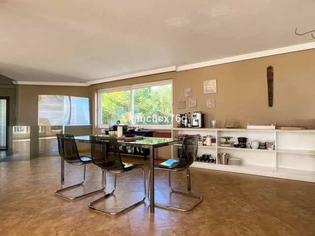 7 Bedrooms Villa in Torremolinos