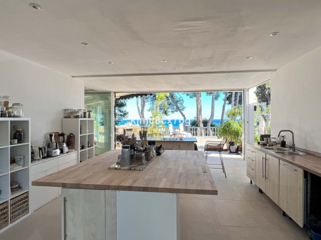 7 Bedrooms Villa in Torremolinos