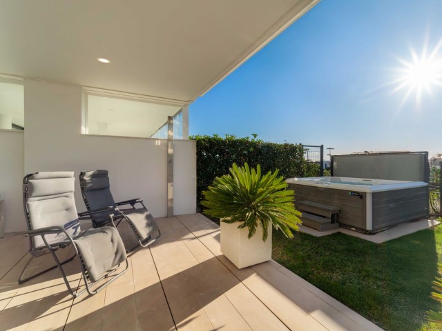 2 Bedrooms Apartment in Fuengirola