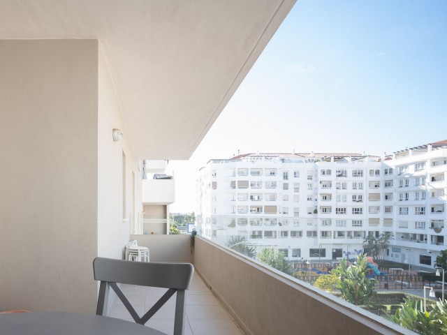 3 Bedrooms Apartment in Nueva Andalucía