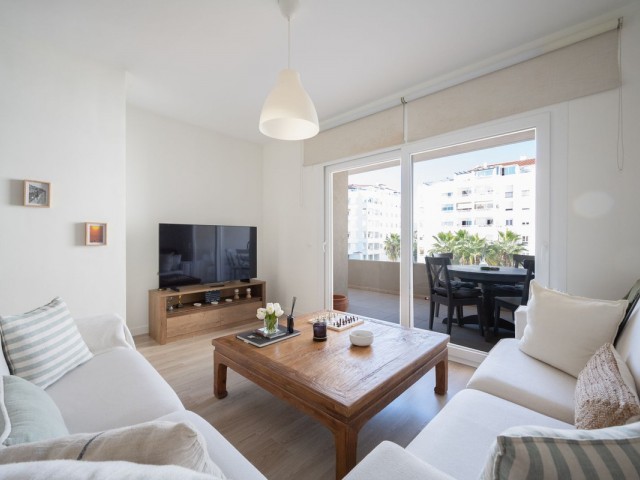 3 Bedrooms Apartment in Nueva Andalucía