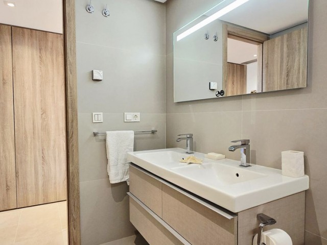 3 Bedrooms Apartment in Benahavís