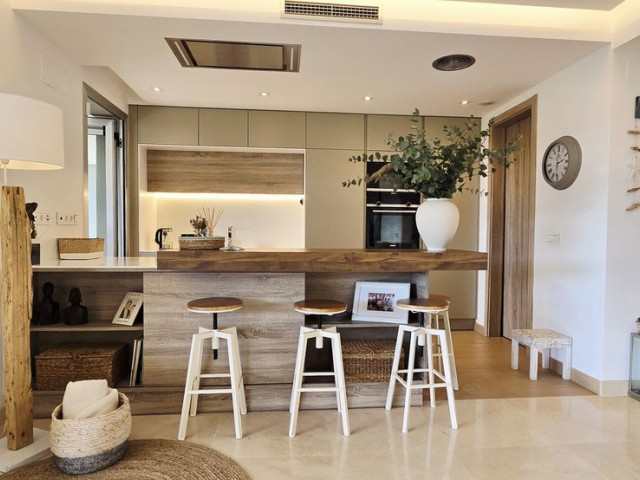 3 Bedrooms Apartment in Benahavís