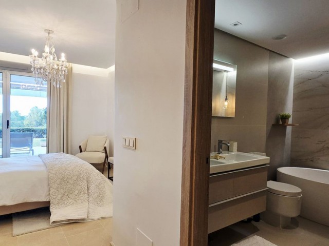 3 Bedrooms Apartment in Benahavís