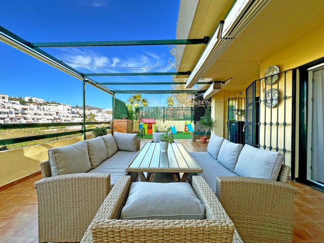 2 Bedrooms Apartment in Estepona