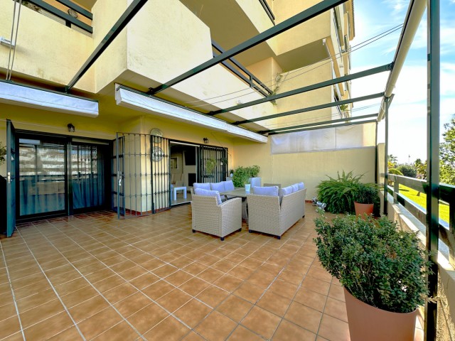 2 Bedrooms Apartment in Estepona