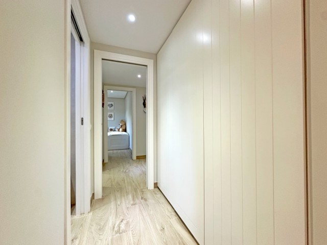 2 Bedrooms Apartment in Estepona