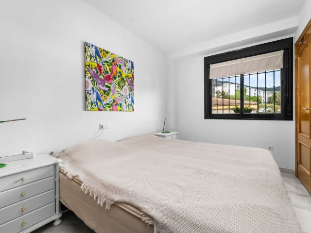 Apartamento con 2 Dormitorios  en Benalmadena