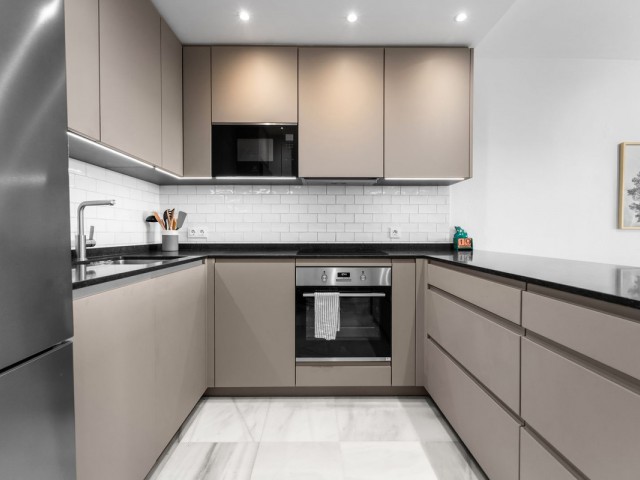 Apartment, Benalmadena, R5244160