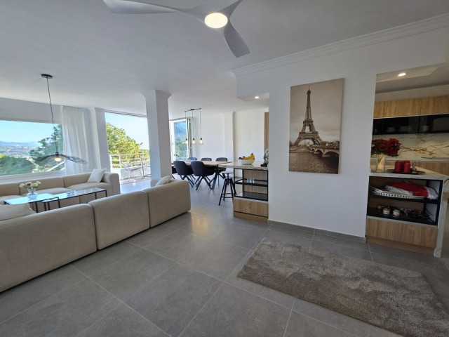 3 Schlafzimmer Apartment in Nueva Andalucía