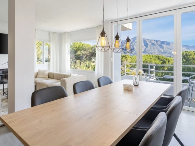 3 Schlafzimmer Apartment in Nueva Andalucía