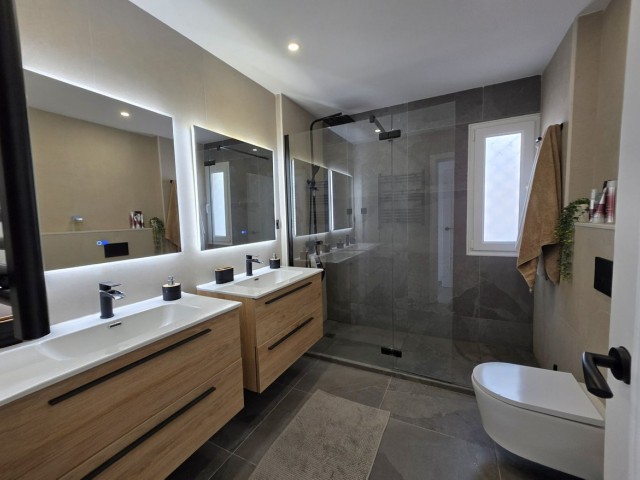 3 Schlafzimmer Apartment in Nueva Andalucía