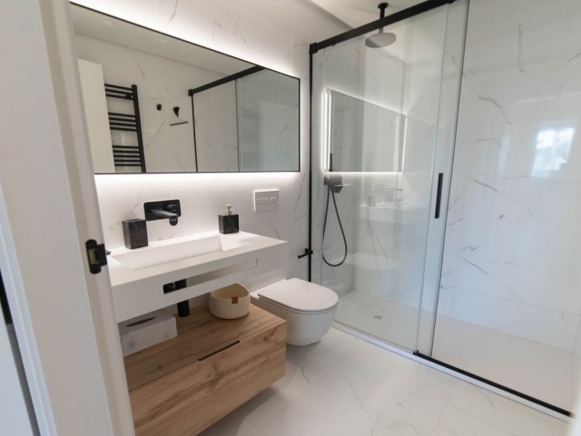 2 Schlafzimmer Apartment in Marbella