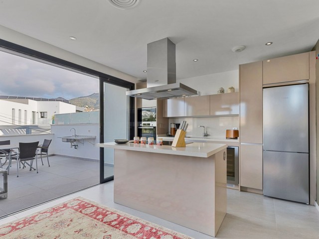 Adosado con 3 Dormitorios  en Torreblanca