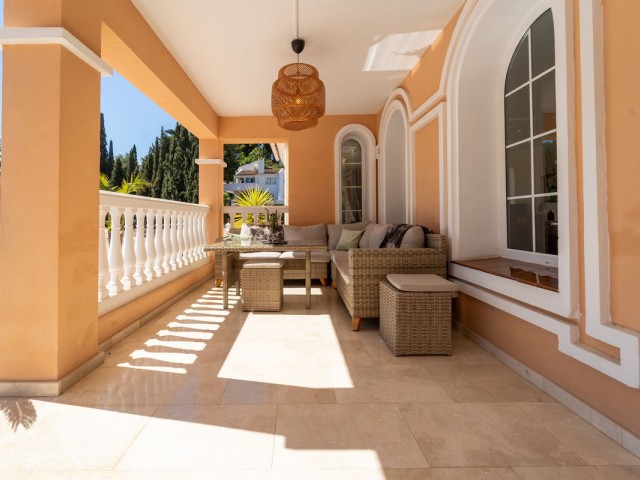 5 Bedrooms Villa in Mijas Costa