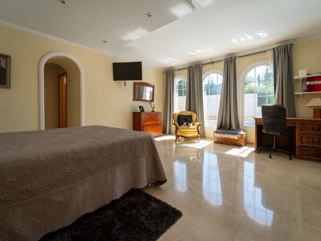 Villa, Mijas Costa, R5247973