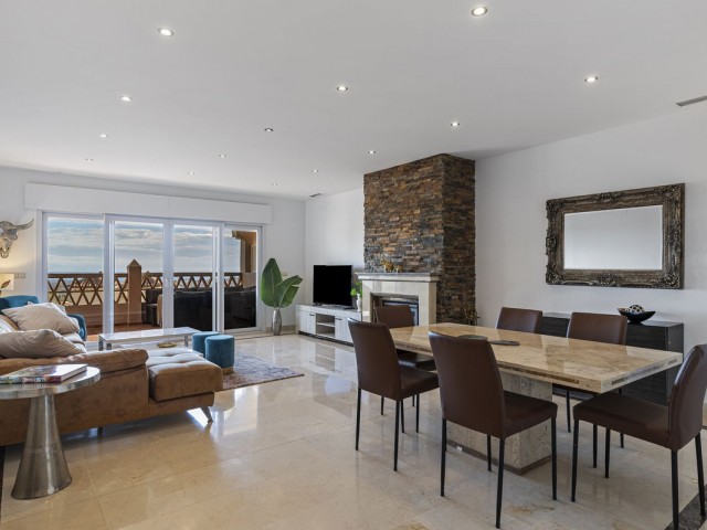 3 Bedrooms Apartment in Los Almendros