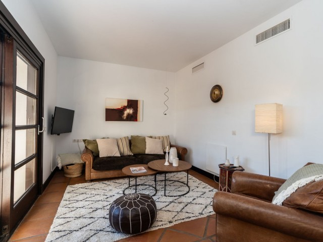 4 Bedrooms Townhouse in Benahavís