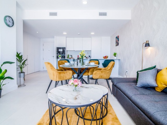 2 Bedrooms Apartment in Fuengirola