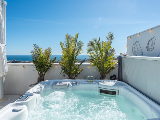 Kattohuoneisto Calanova Golf