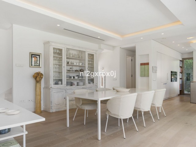 3 Bedrooms Villa in Marbella