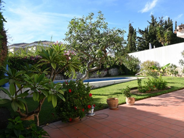 4 Bedrooms Villa in Mijas