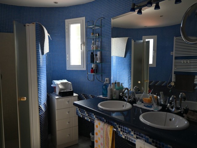 4 Bedrooms Villa in Mijas