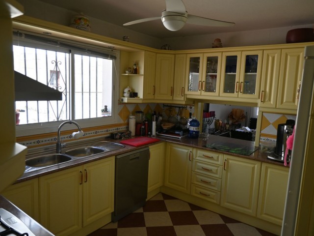 4 Bedrooms Villa in Mijas