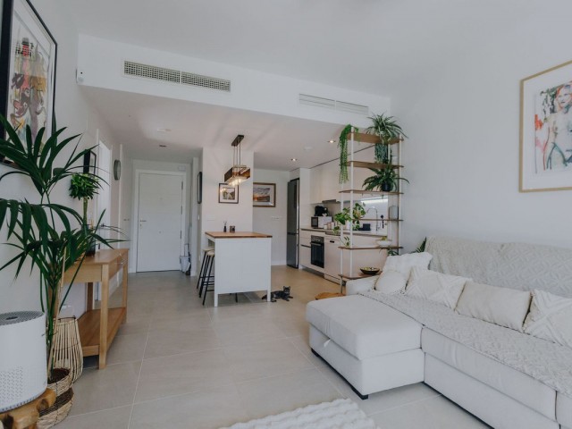 Apartamento con 2 Dormitorios  en Selwo