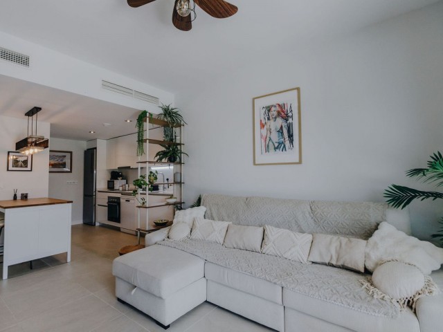 Apartamento con 2 Dormitorios  en Selwo