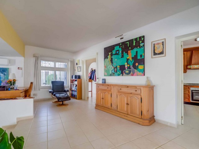 4 Schlafzimmer Villa in Sierrezuela