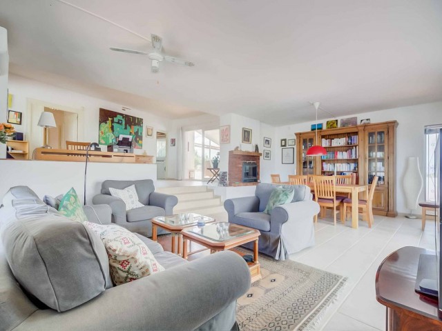 4 Schlafzimmer Villa in Sierrezuela