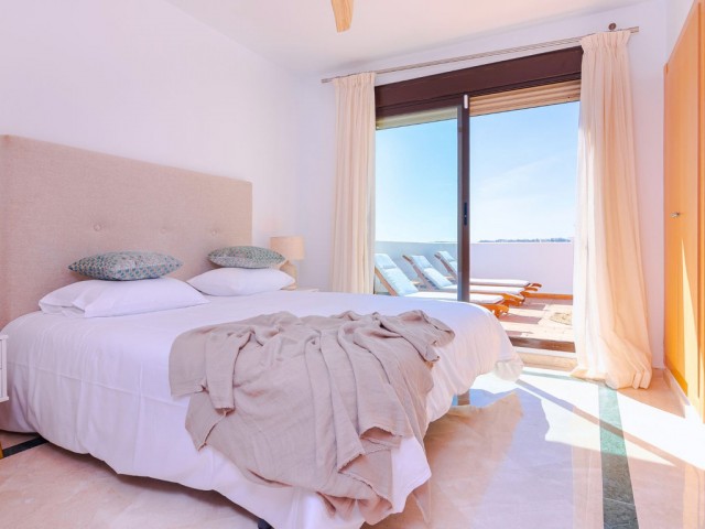 Penthouse in Casares Playa