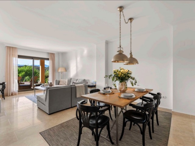 2 Bedrooms Apartment in Benahavís