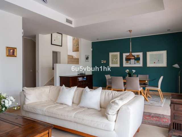 Villa con 3 Dormitorios  en Benalmadena Pueblo