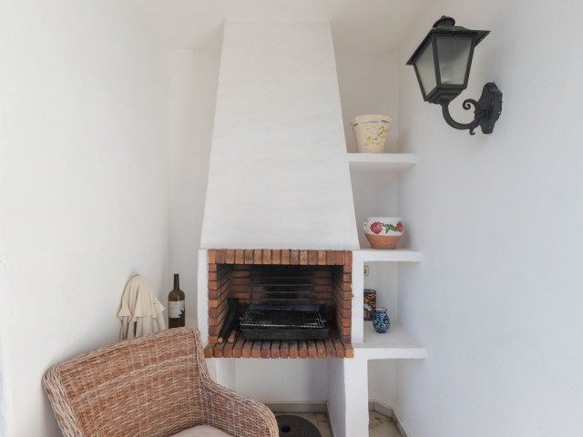 3 Bedrooms Apartment in Elviria