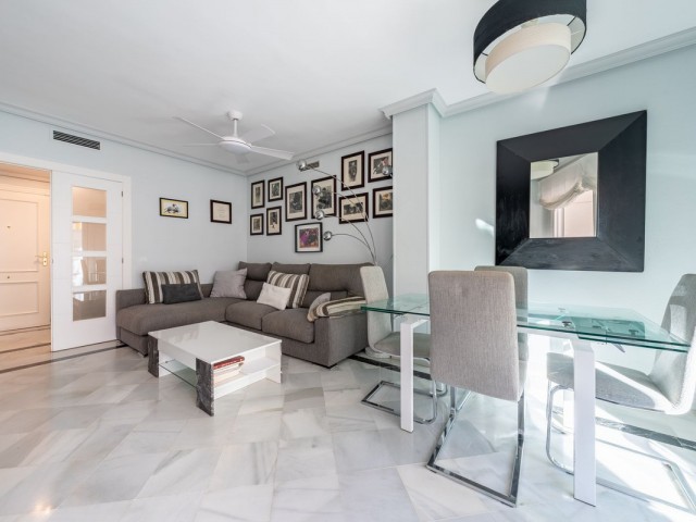 2 Bedrooms Apartment in Marbella