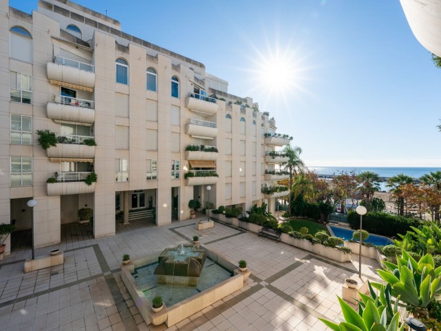 2 Bedrooms Apartment in Marbella
