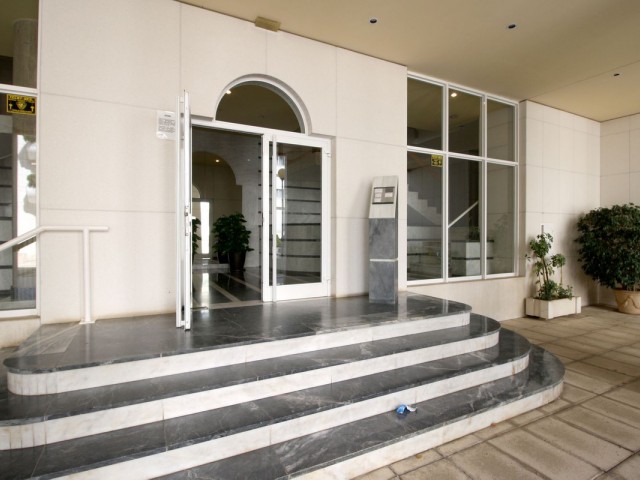 2 Bedrooms Apartment in Marbella