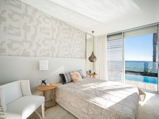 4 Bedrooms Villa in Estepona