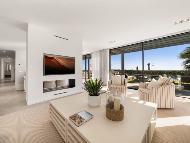 5 Slaapkamer Villa in New Golden Mile