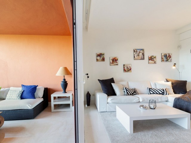 Huoneisto, Los Flamingos, R5250460