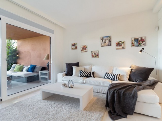 Huoneisto, Los Flamingos, R5250460