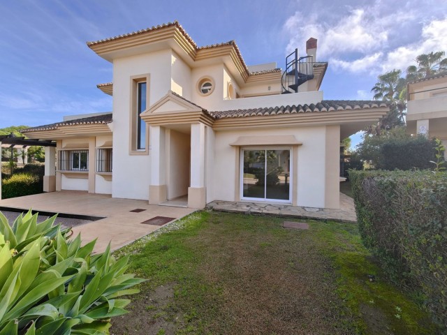 3 Schlafzimmer Villa in San Roque Club
