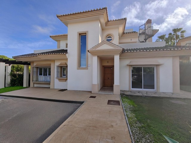 3 Schlafzimmer Villa in San Roque Club