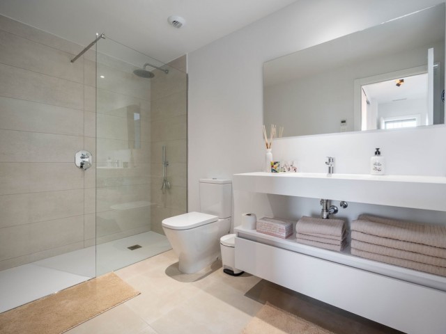 2 Bedrooms Apartment in Fuengirola