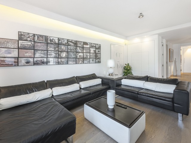 Penthouse in Puerto Banús