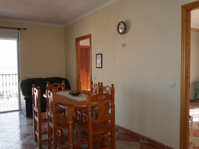5 Schlafzimmer Apartment in Benamocarra