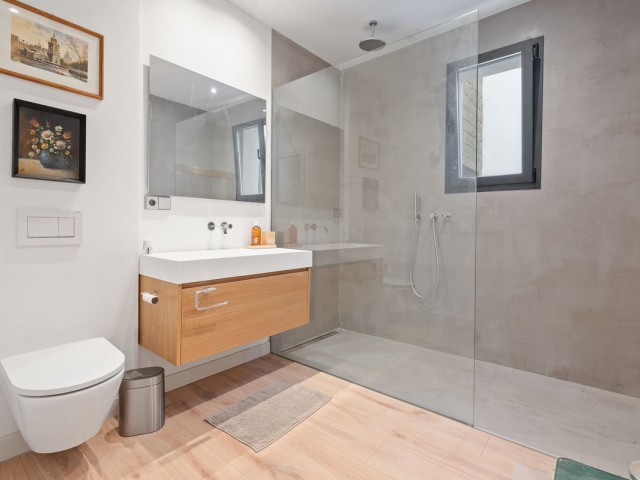 Villa avec 6 Chambres  à El Madroñal