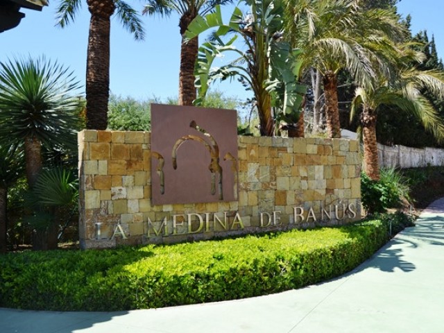 2 Bedrooms Apartment in Nueva Andalucía